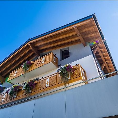 קפרון Bernstein Appartements מראה חיצוני תמונה