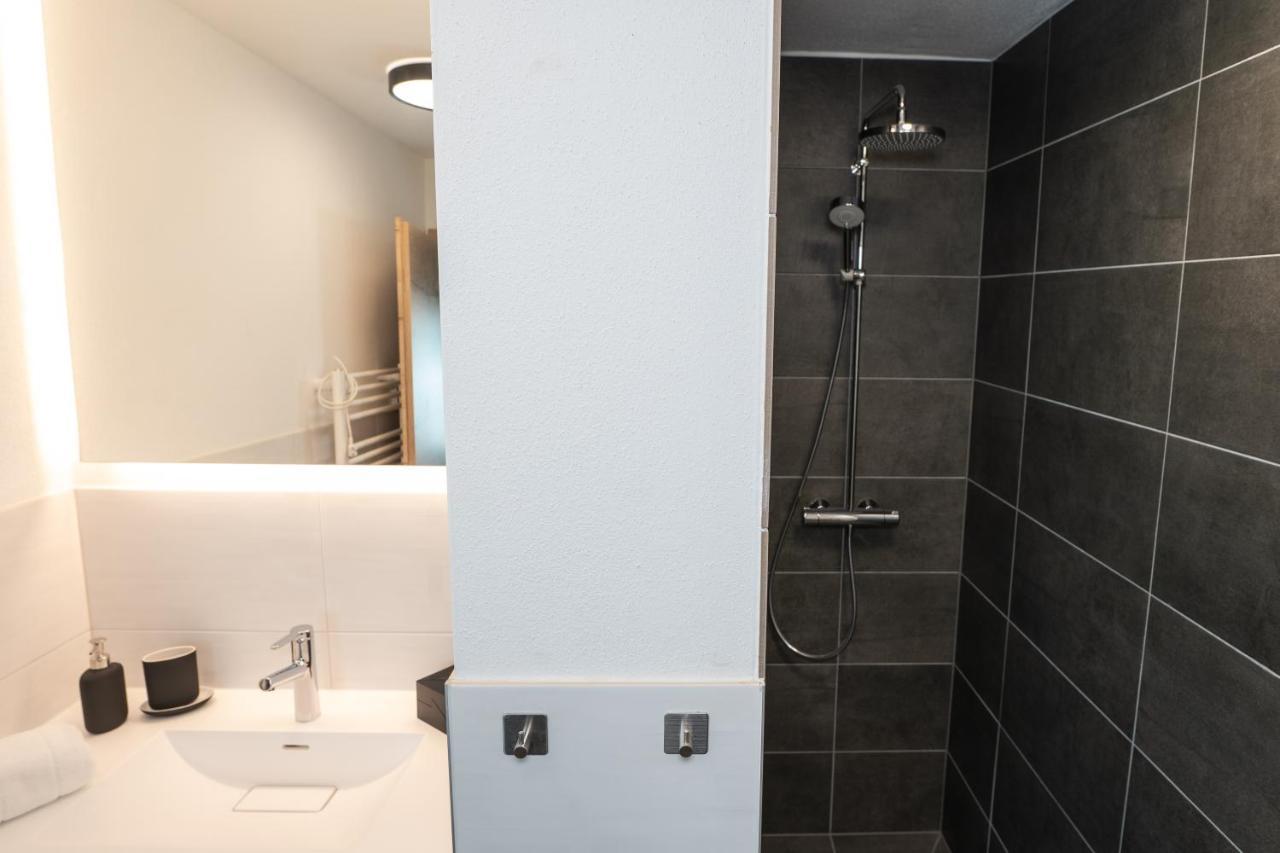 קפרון Bernstein Appartements מראה חיצוני תמונה